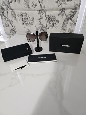 Chanel Oversized Gradient Sunglasses - Black/Brown